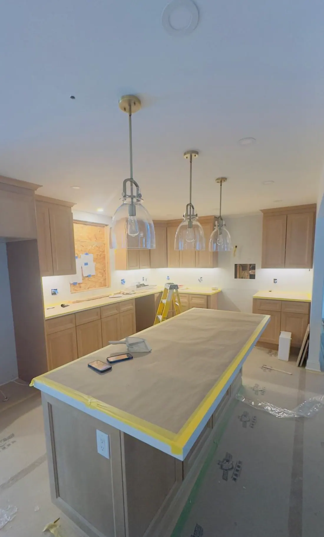 Oak kitchen ready for countertops